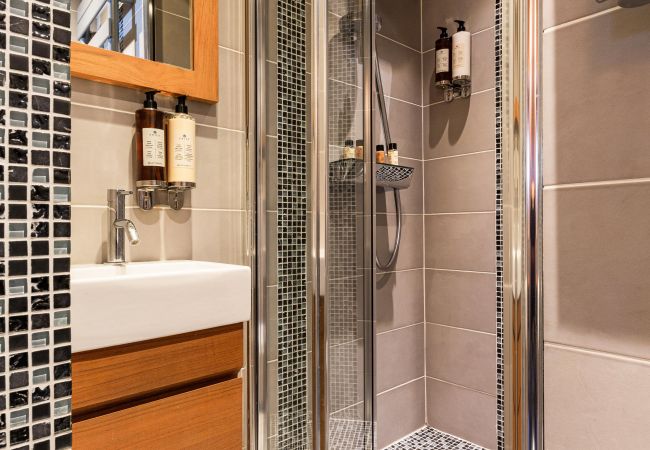 Chalet à Avoriaz - Chalet Ardoisière - Chalet de ski de luxe de Avoriazchalets Chalet à Avoriaz - Chalet Ardoisière - Chalet de ski de luxe de Avoriazchalets