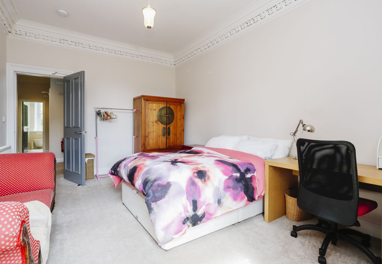 Appartement à Edinburgh - Fabulous 5 double Bedroom apartment Edinburgh Old Town