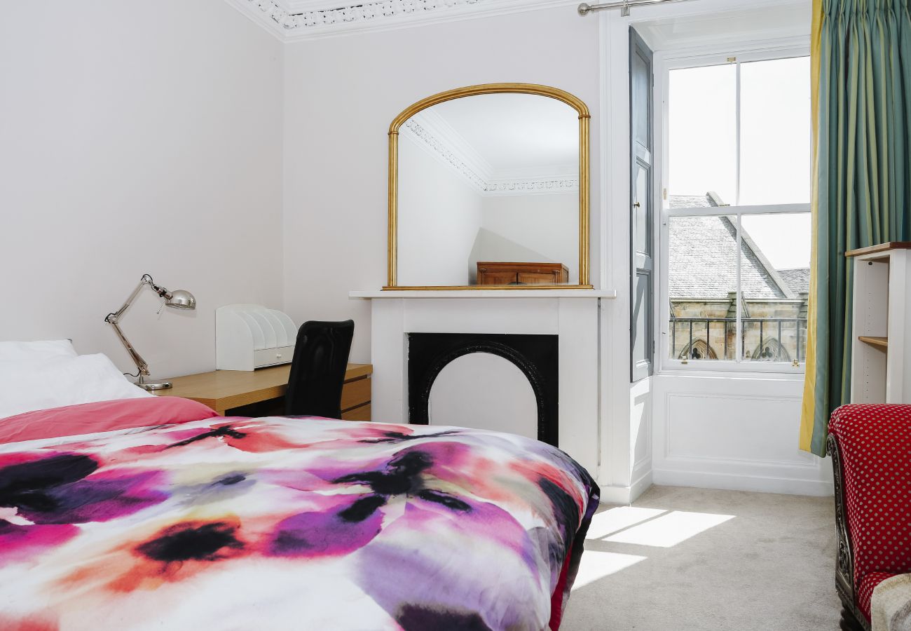 Appartement à Edinburgh - Fabulous 5 double Bedroom apartment Edinburgh Old Town par Avoriazchalets