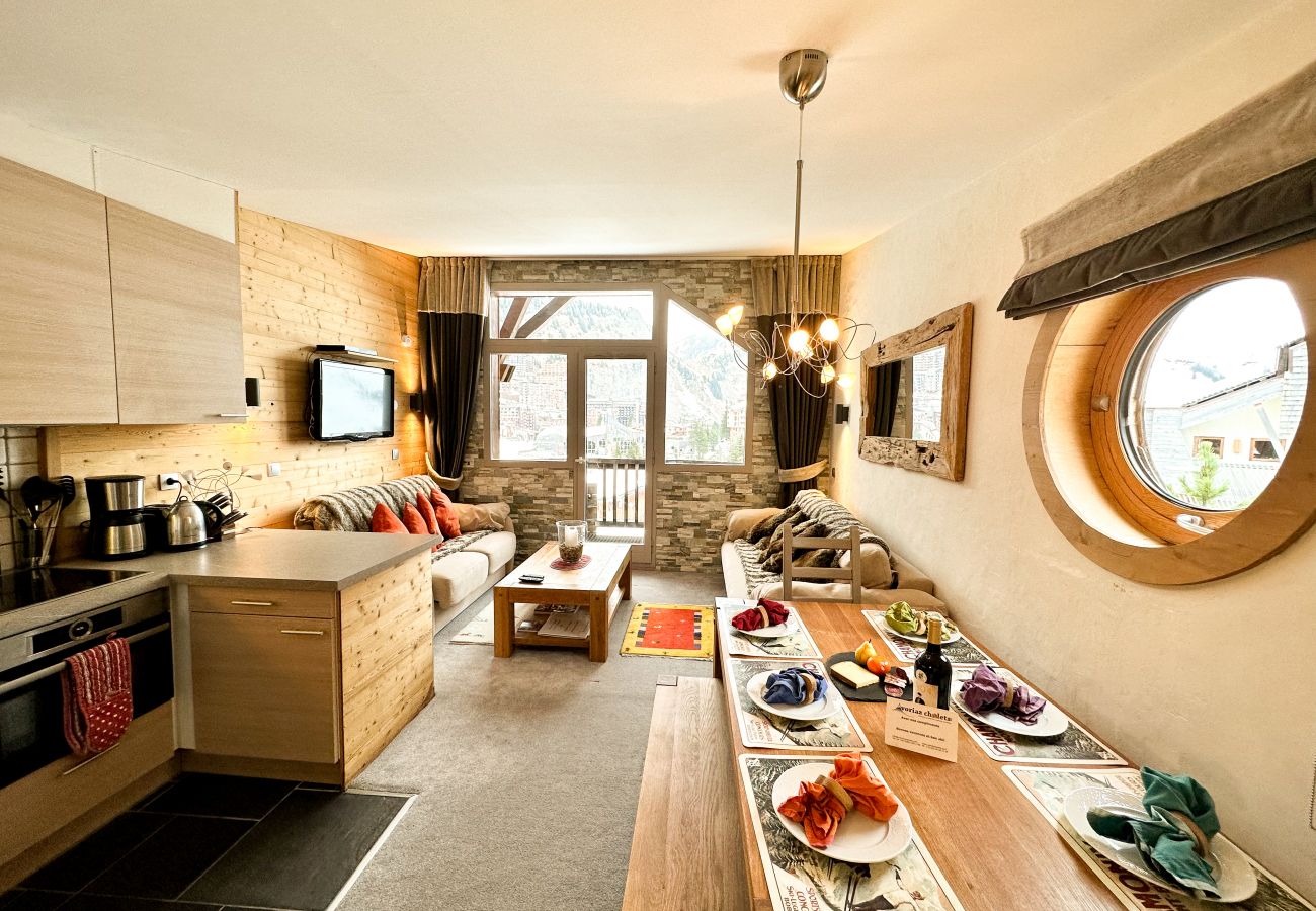 Luxurious ski chalet for 10, with sauna, amazing views,  great for multiple families