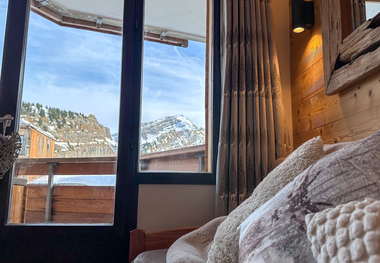 Apartment in Avoriaz - Dahu -   Stylish central ski apartment by Avoriazchalets