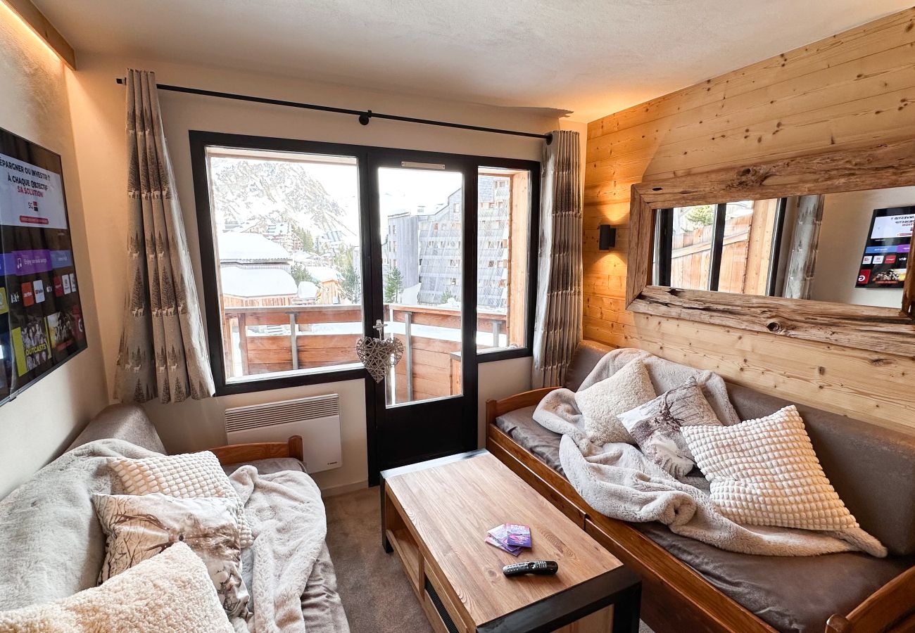 Apartment in Avoriaz - Dahu -   Stylish central ski apartment by Avoriazchalets