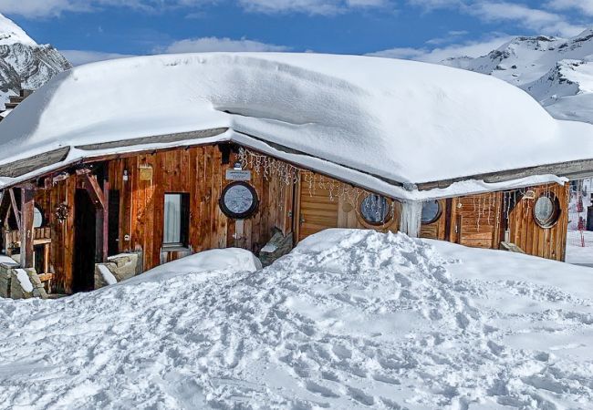 Villa in Avoriaz - Chalet Flocon - luxury ski chalet by Avoriaz Chalets